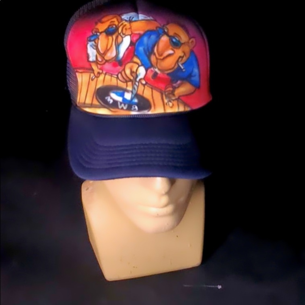 Camel BMW trucker hat 🔥🔥